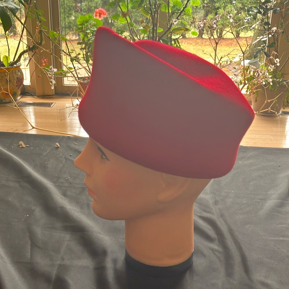 COPY - Chic Red Wool Felt Pillbox Hat